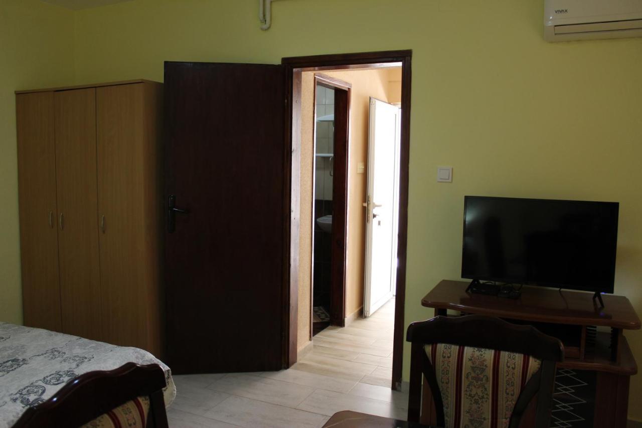 Apartmani Franovic Tivat Dış mekan fotoğraf
