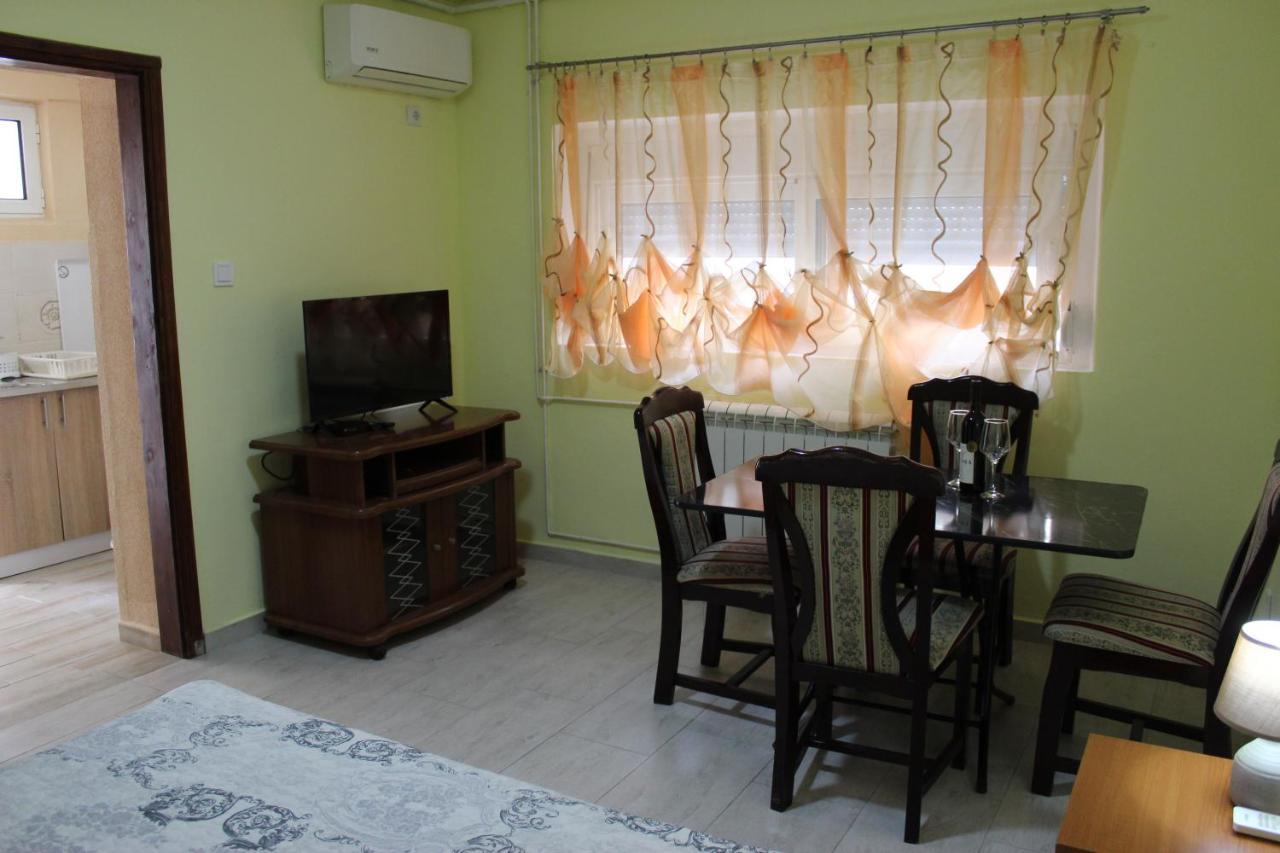 Apartmani Franovic Tivat Dış mekan fotoğraf