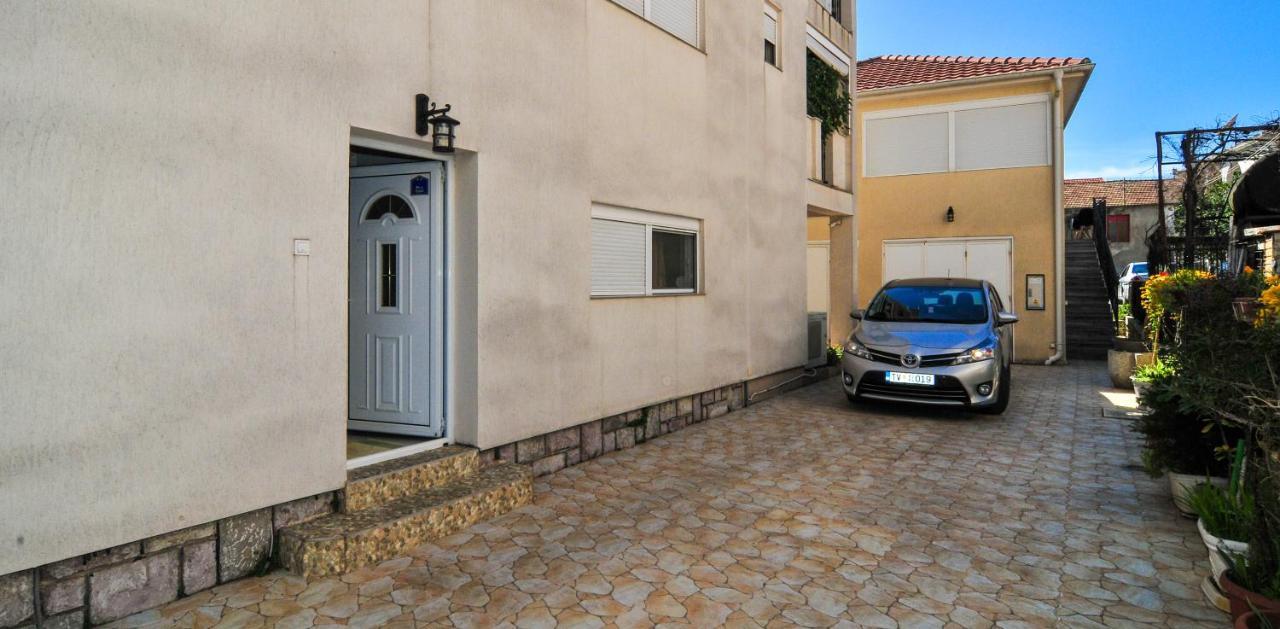 Apartmani Franovic Tivat Dış mekan fotoğraf